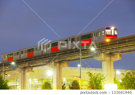 Tama Urban Monorail early in the morning Tama Urban Monorail early in the morning 133081940