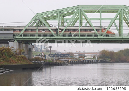 Direct to JR: Spacia Kinugawa crossing the Arakawa River Direct to JR: Spacia Kinugawa crossing the Arakawa River 133082398