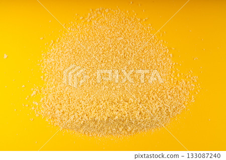 Bread crumbs, scattered breadcrumbs, crushed rusk bread crumbs for nuggets, panko 133087240
