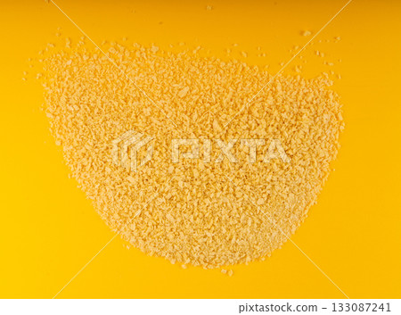Bread crumbs, scattered breadcrumbs, crushed rusk bread crumbs for nuggets, panko 133087241