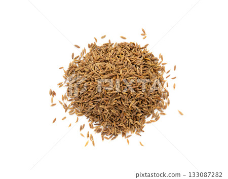 Cumin seed isolated. Caraway or fennel dry seeds close up, zeera macro, Indian cumin or zira grains 133087282