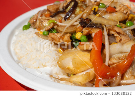 Udon Street Food, Chinese Fried Noodles, Beef Spaghetti with Vegetables, Asian Pasta Udon Street Food, Chinese Fried Noodles, Beef Spaghetti with Vegetables, Asian Pasta 133088122