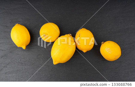 Old dried lemons. Fruits with darkened skins Old dried lemons. Fruits with darkened skins 133088766