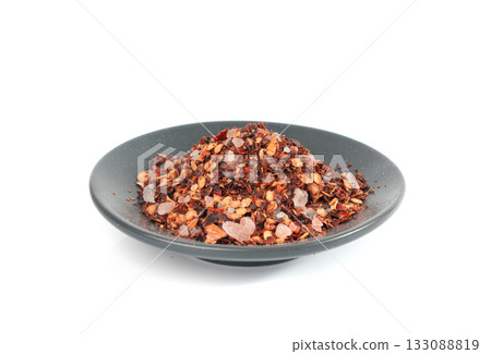 Chili and salt seasoning, red chilli pepper spice powder, dry crushed hot pepper flakes 133088819