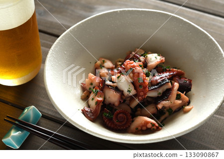 Octopus and garlic Octopus and garlic 133090867