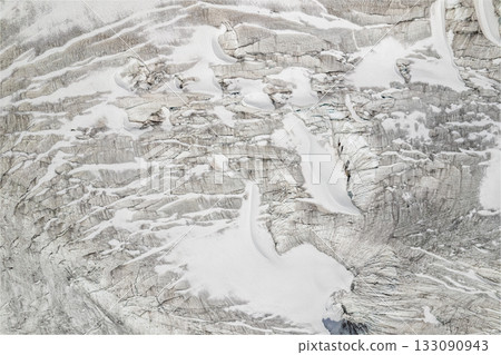 Aerial view of the Pastoruri Glacier, Ancash. 133090943