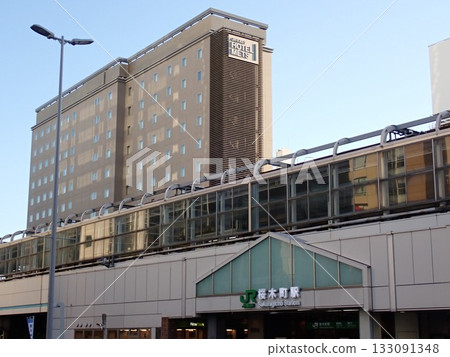 In front of JR Sakuragicho Station 133091348