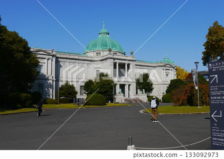 Speaking of Japan's treasure chest, the Tokyo National Museum is a must-see if you come to Ueno. 133092973