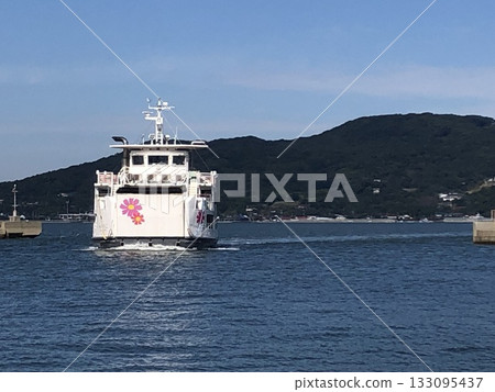 連接福岡市和能古島的渡輪 連接福岡市和能古島的渡輪 133095437