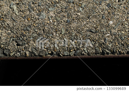 無機混凝土製成的排水蓋特寫 無機混凝土製成的排水蓋特寫 133099689