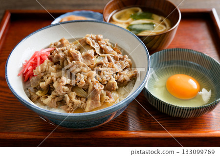 beef bowl beef bowl 133099769