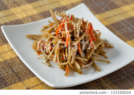 Kibo burdock 133100039