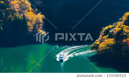 Shogawa Gorge (Autumn) Shogawa Gorge (Autumn) 133100523