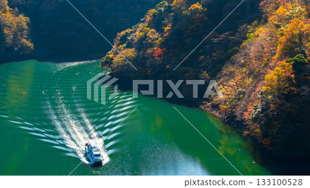 Shogawa Gorge (Autumn) Shogawa Gorge (Autumn) 133100528