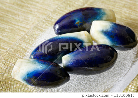 Lightly pickled small eggplant Lightly pickled small eggplant 133100615