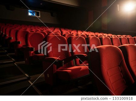 無人看電影 133100918