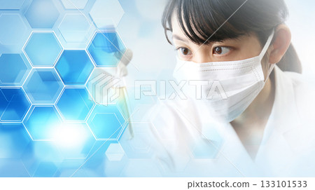 科學與醫學研究圖片：研究人員與抽象背景 133101533