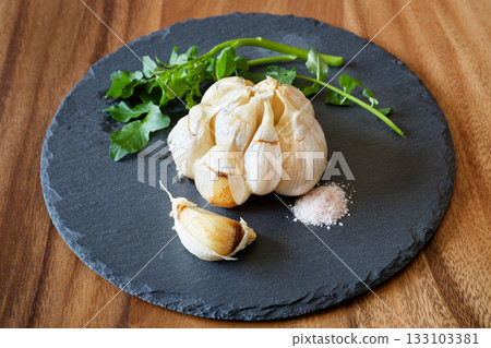 油炸整蒜 133103381