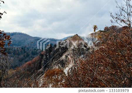 White smoke rising from Noboribetsu Onsen "Hiyoriyama" White smoke rising from Noboribetsu Onsen "Hiyoriyama" 133103979