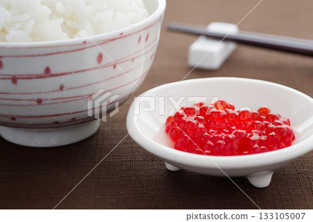 Rice and salmon roe 133105007