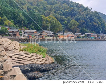 湖邊村 湖邊村 133105366