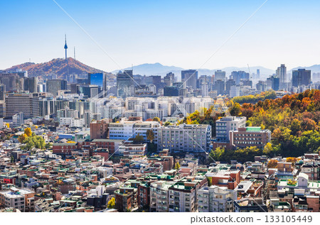 Autumn scenery of Seoul city and Namsan Tower (N Seoul Tower) in South Korea 133105449