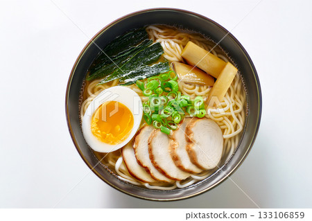 美味的醬油拉麵 133106859