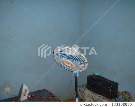 Electric fan @ Ghana ☆mar_lapin Electric fan @ Ghana ☆mar_lapin 133108930