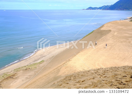 Sea of Japan seen from Tottori sand dune 133109472