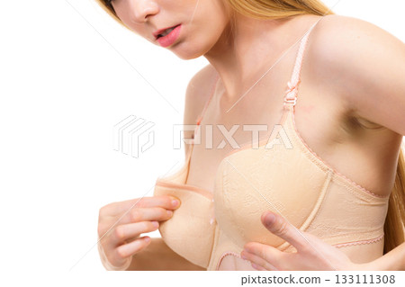 Female wearing too big bra Female wearing too big bra 133111308