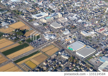 Aerial view of the area around Hirata Station on the Shinonoi Line in Matsumoto City, Nagano Prefecture Aerial view of the area around Hirata Station on the Shinonoi Line in Matsumoto City, Nagano Prefecture 133114584