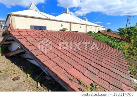 [Nagasaki Prefecture] Clear skies at the Mudslide Damaged House Preservation Park (Himawari Roadside Station) 133114703