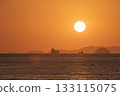 在海上日落 133115075