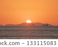 在海上日落 133115083