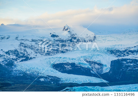 冰島的雪山·Fayattle湖Sururun 133116496