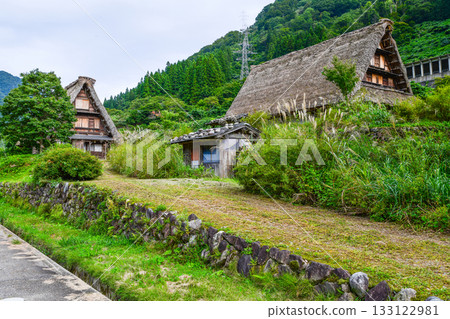 Gokayama Suganuma Gakusho Building Colony Gokayama Suganuma Gakusho Building Colony 133122981