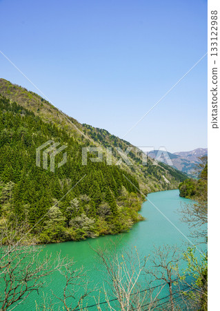 Shogawa River viewed from Gokayama Suganuma Gassho-style Village Shogawa River viewed from Gokayama Suganuma Gassho-style Village 133122988