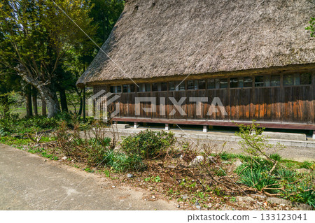 Gokayama Suganuma Gakusho Building Colony 133123041