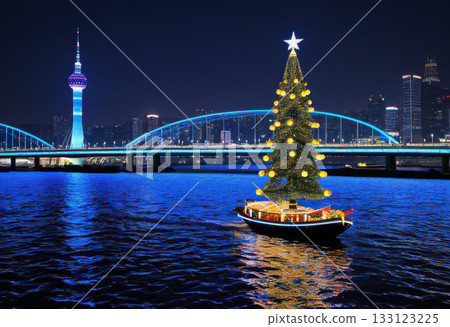 Korean Christmas tree on a boat 133123225