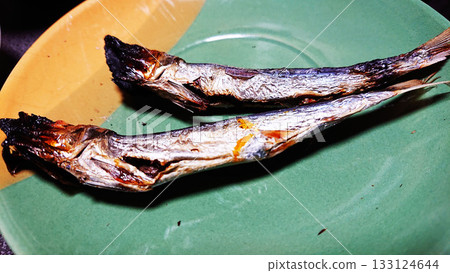 簡單家常風味的柳葉魚 133124644