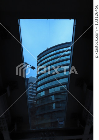 Buildings seen from the skylight on the pedestrian deck 133126456