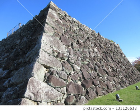 Koriyama Castle on a clear day 133126638