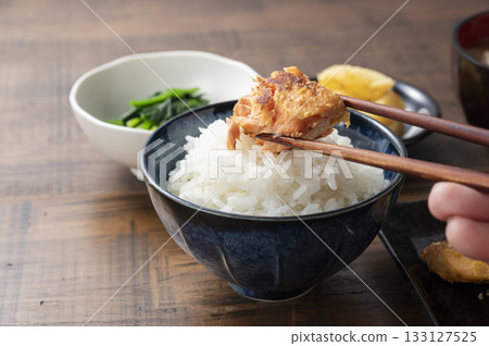 Saikyo-yaki salmon and rice Saikyo-yaki salmon and rice 133127525