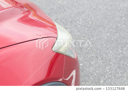 Yellowing of headlights Passenger car 133127686