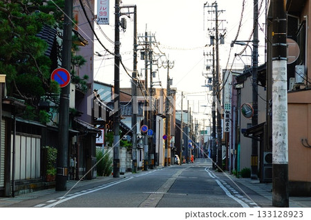 從富山縣高岡市的復古街景出發 133128923