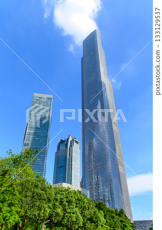 這是中國一座主要城市－廣州的美麗城市景觀。 133129537