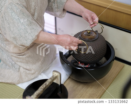 茶道中的木炭製作－表千家 133131662