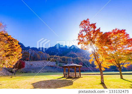 【山梨縣】水垣山自然公園和水垣山的晨光絢麗奪目 133132475