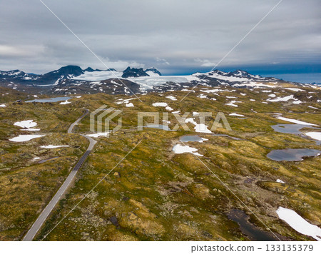 Mountains landscape. Norwegian route Sognefjellet 133135379
