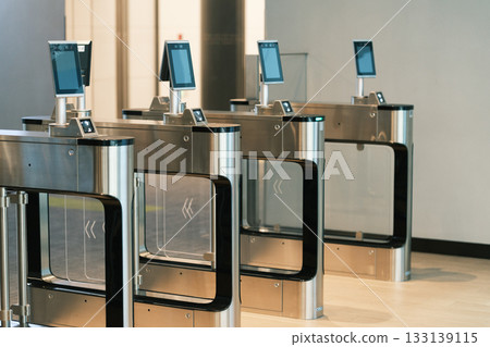 人臉辨識智慧閘機通道 人臉辨識智慧閘機通道 133139115